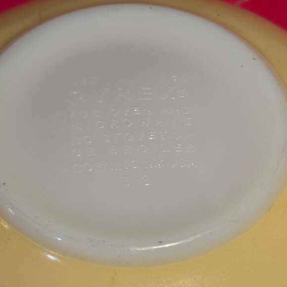 Vintage Pyrex Shenandoah Yellow Floral Cinderella Nesting Mixing Bowls Set Of 4 - Picture 8 of 12